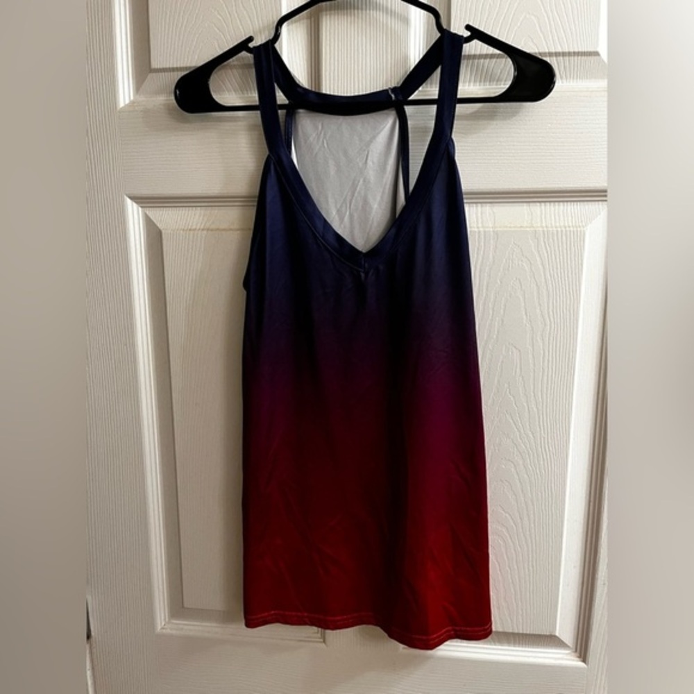 WOMEN’S RAZORBACK TOP-~NICE WEIGHT~LG